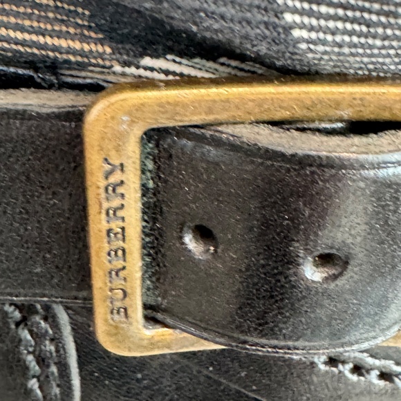 Burberry House Check Shearling Roscemmbra Snow Boots size 37 / 7 - Picture 4 of 16